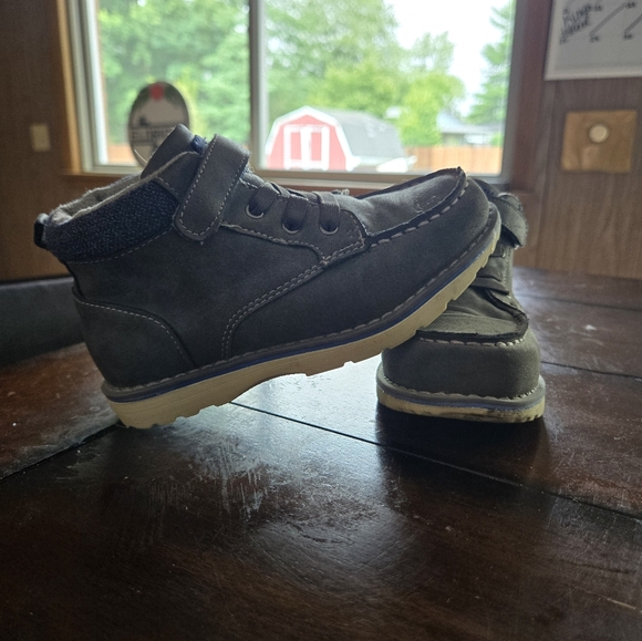 Cat & Jack Dress Boots - Picture 2 of 4